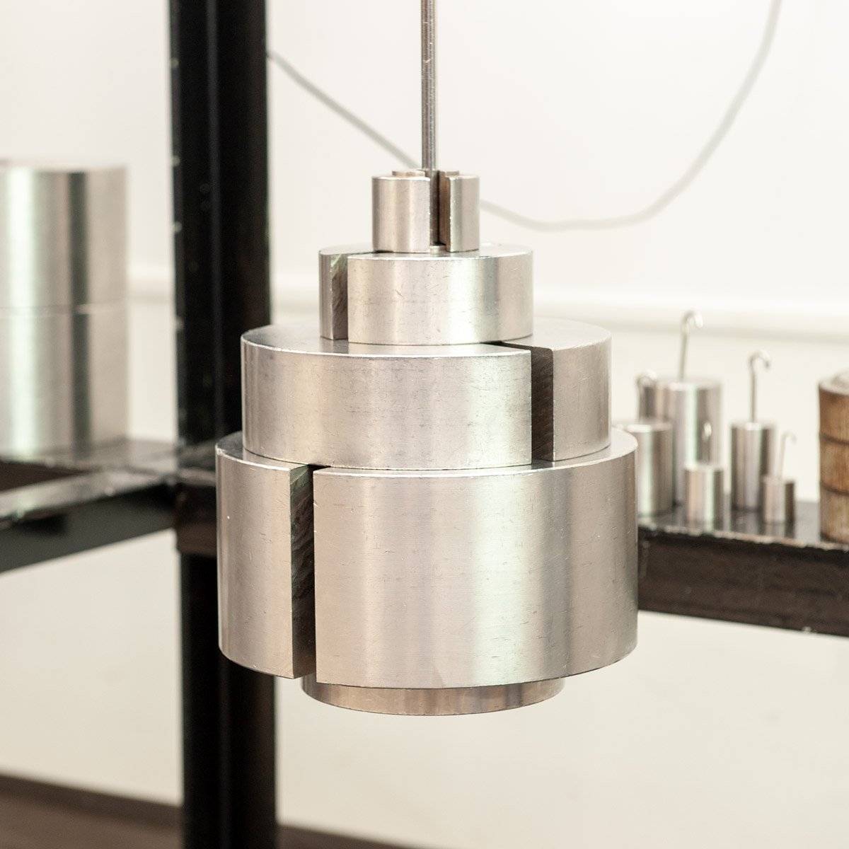 Torque-Arm_square_01